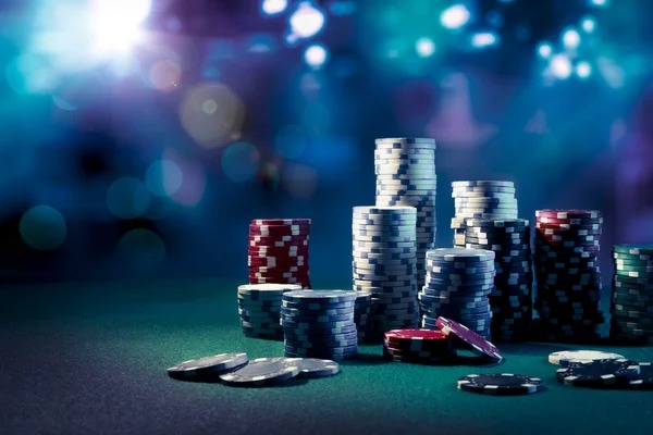 Studio live dealer carawd dengan meja baccarat HD